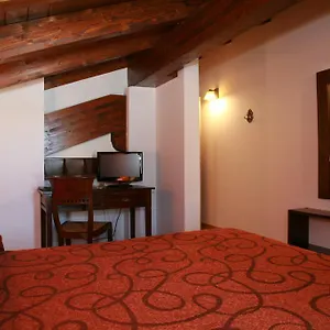 Guest house La Casa Vieja