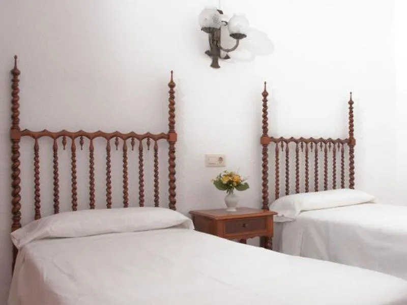 Hostal Cas Bombu Cala Ratjada  Affittacamere