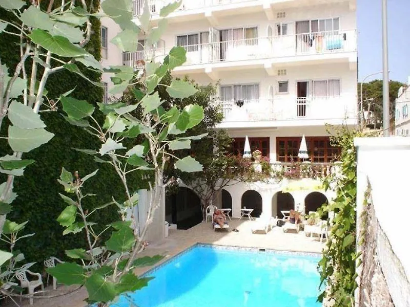 Hostal Cas Bombu Cala Ratjada  Spagna